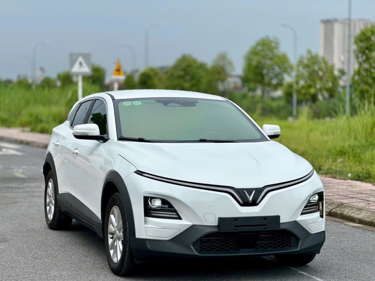 Xe điện VinFast VF6 thiết kế hiện đại, nhỏ gọn