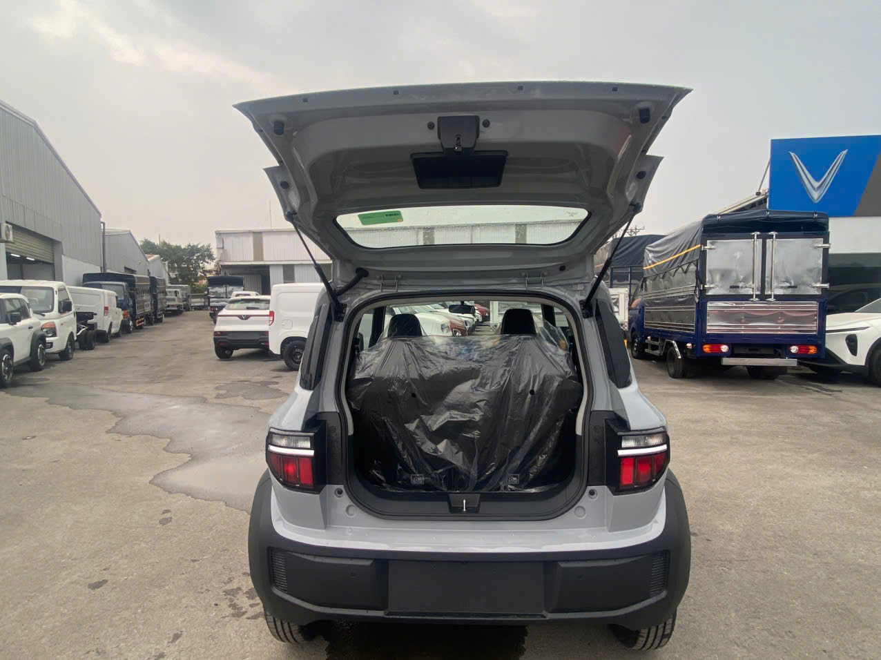 Khoang Hành Lý VF3 Plus