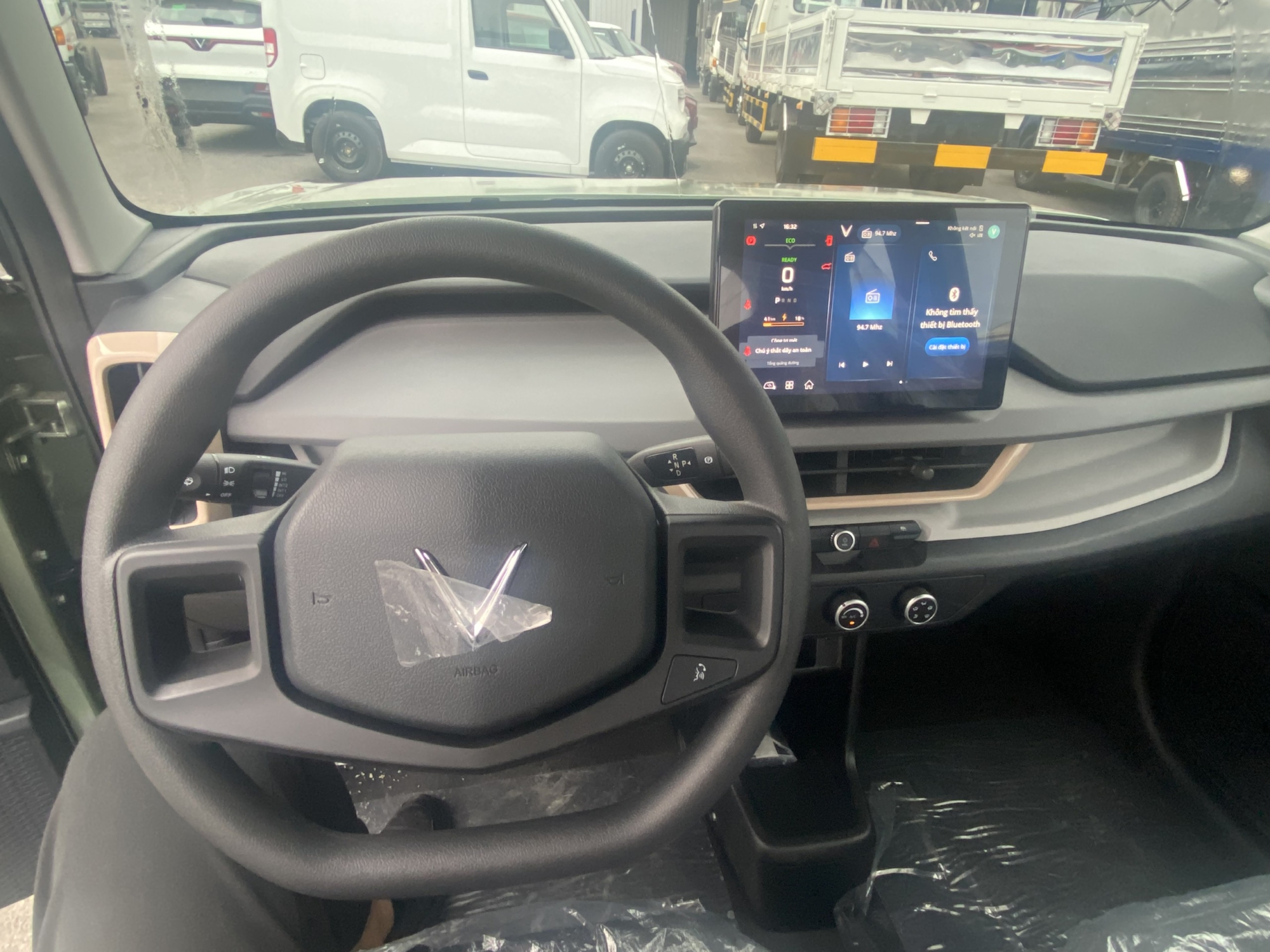 Vô Lăng VF3 PLUS