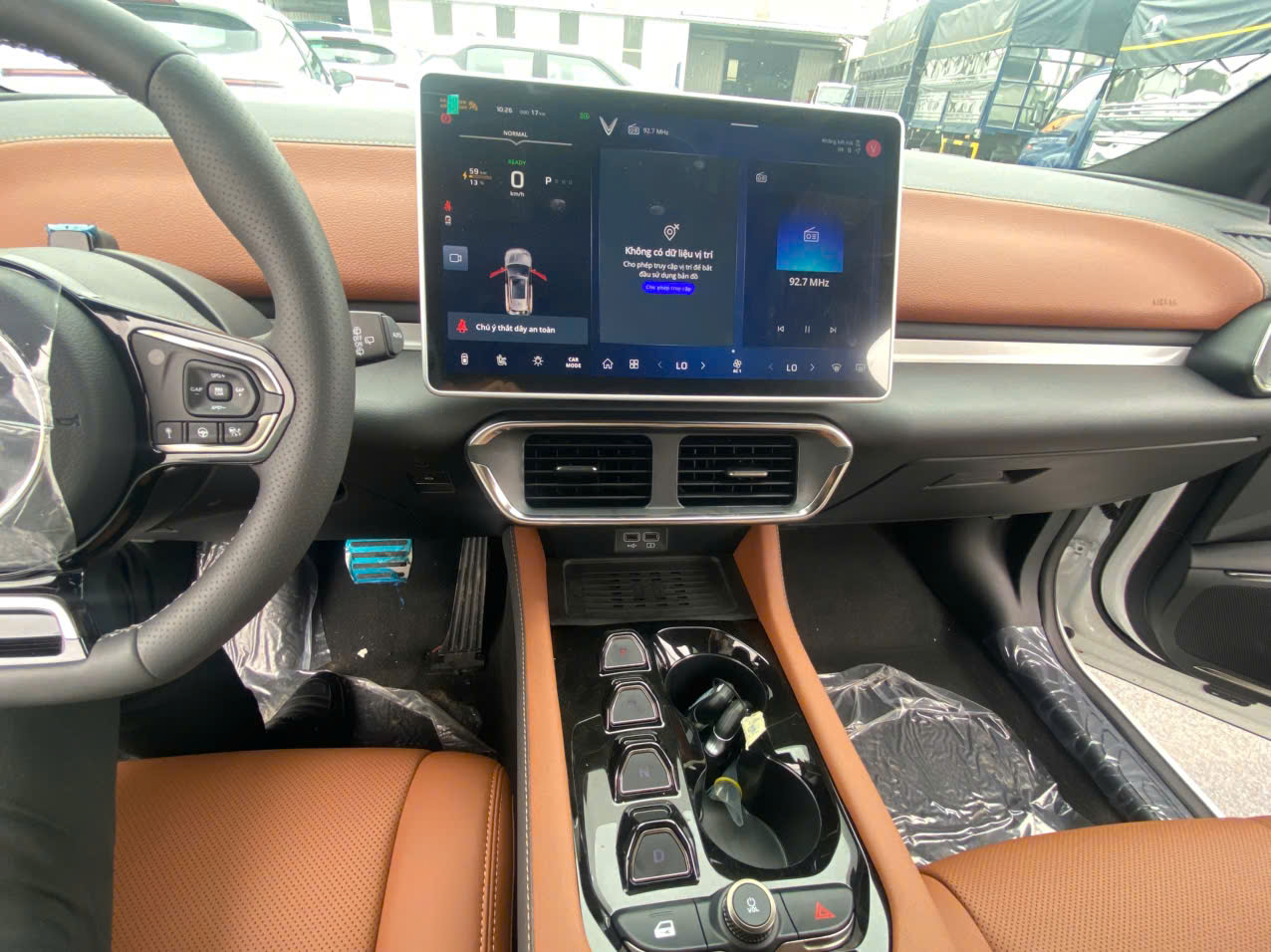 Khoang Lái VF8 Plus