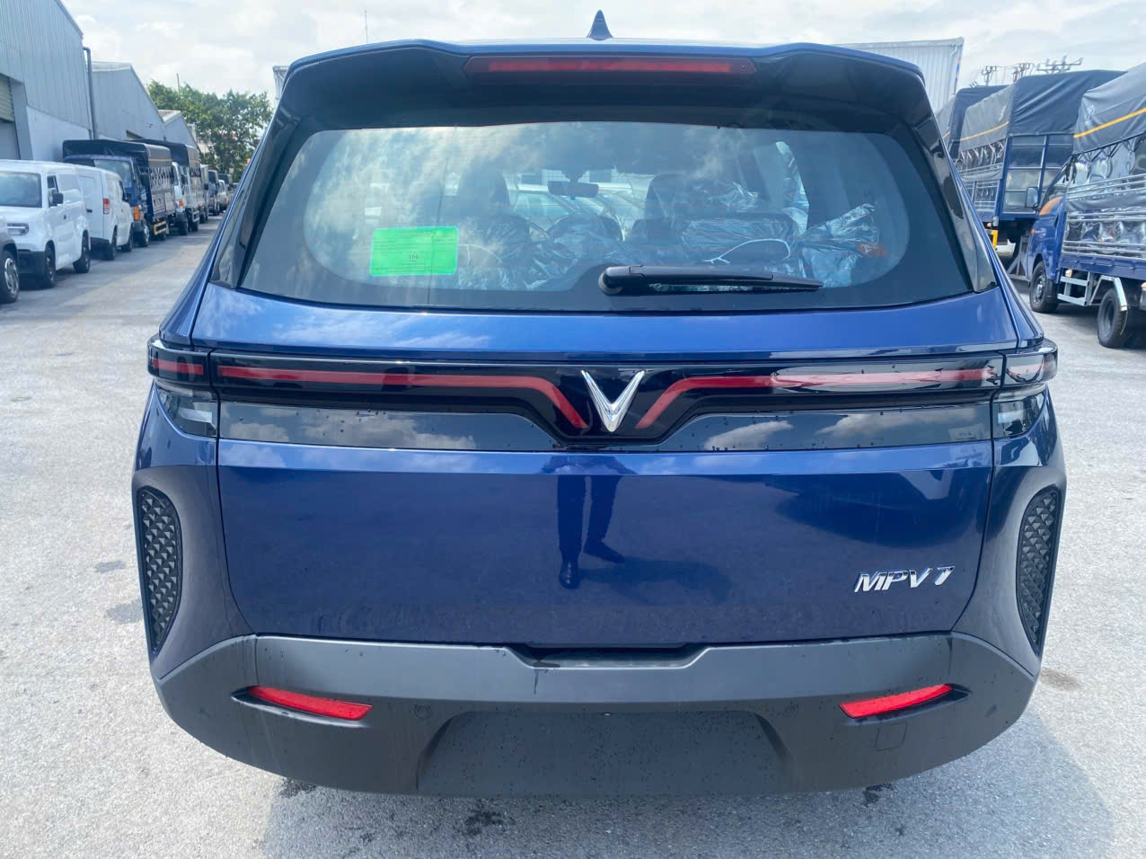 VF MPV 7 Moonlit Ocean