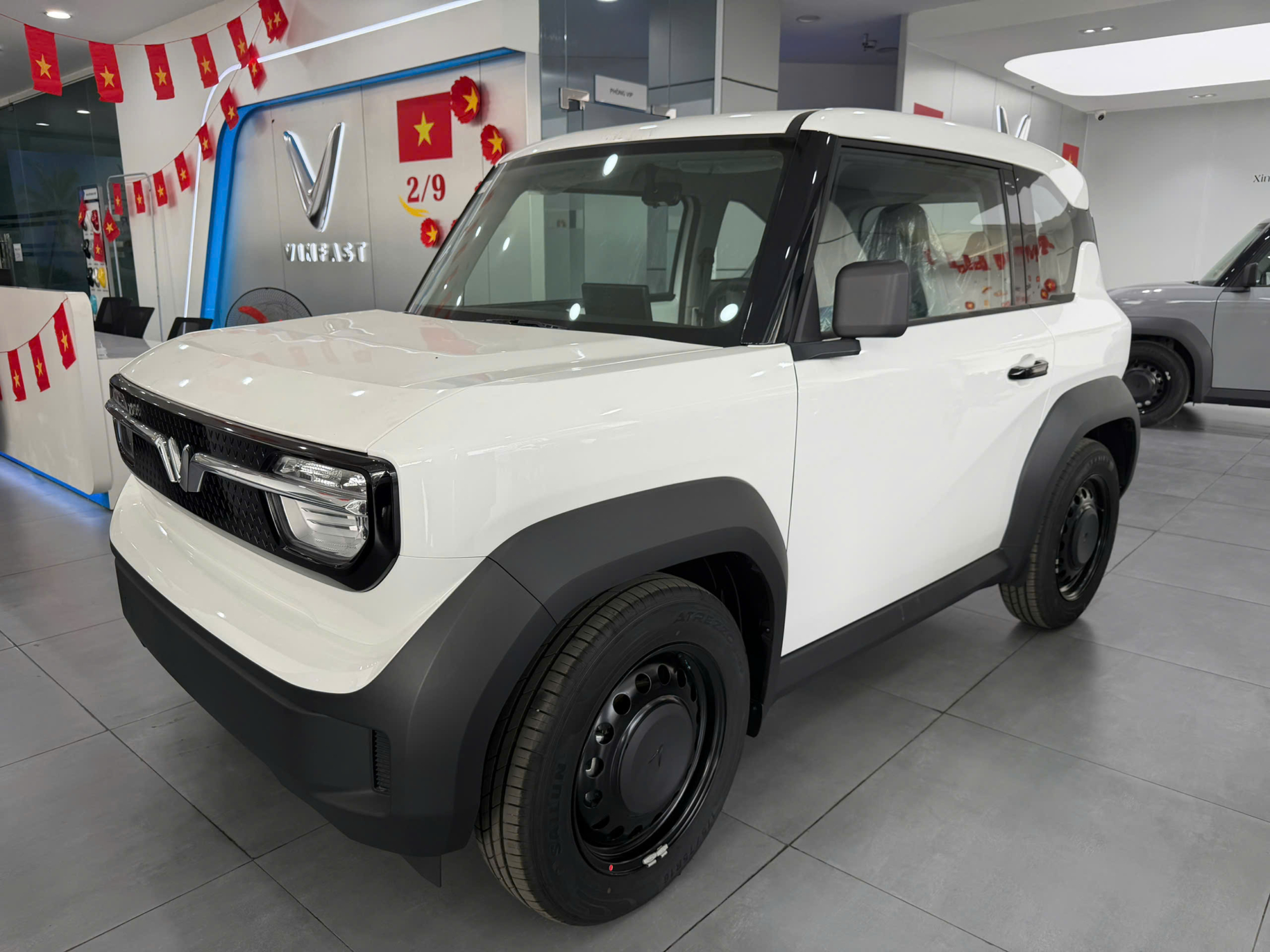 Ngoại Thất VF3 Eco