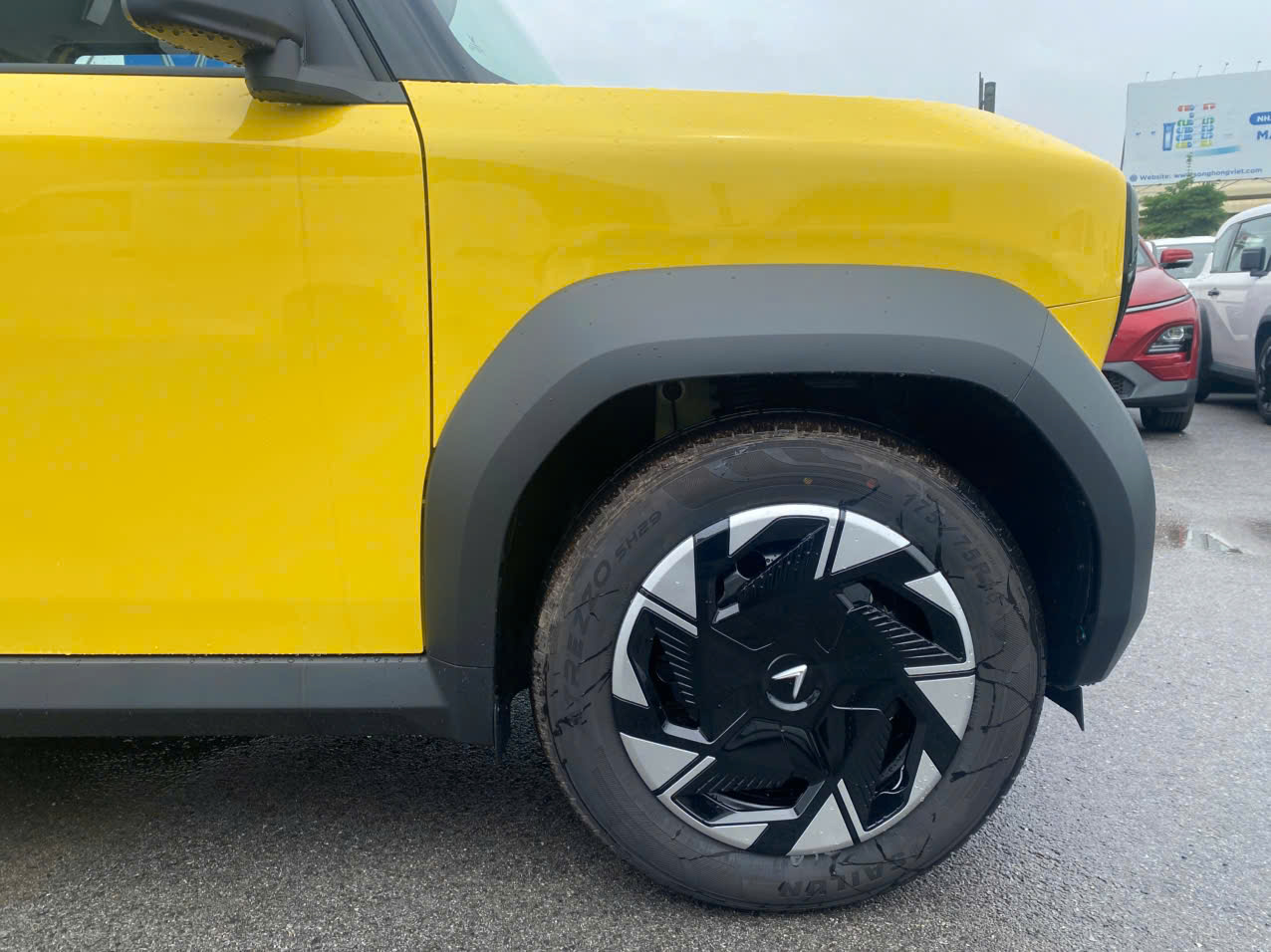 La-zăng VF3 Plus