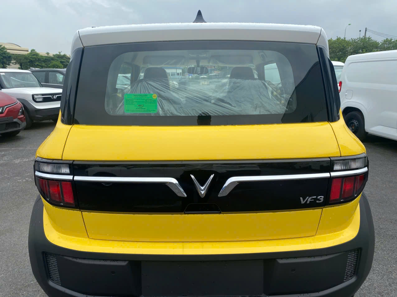 Đuôi xe VF3 Plus