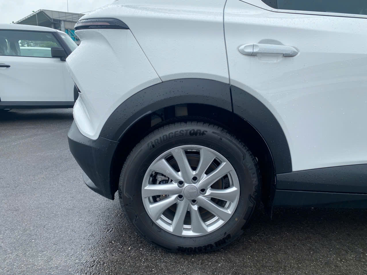 VF6 Eco trả góp