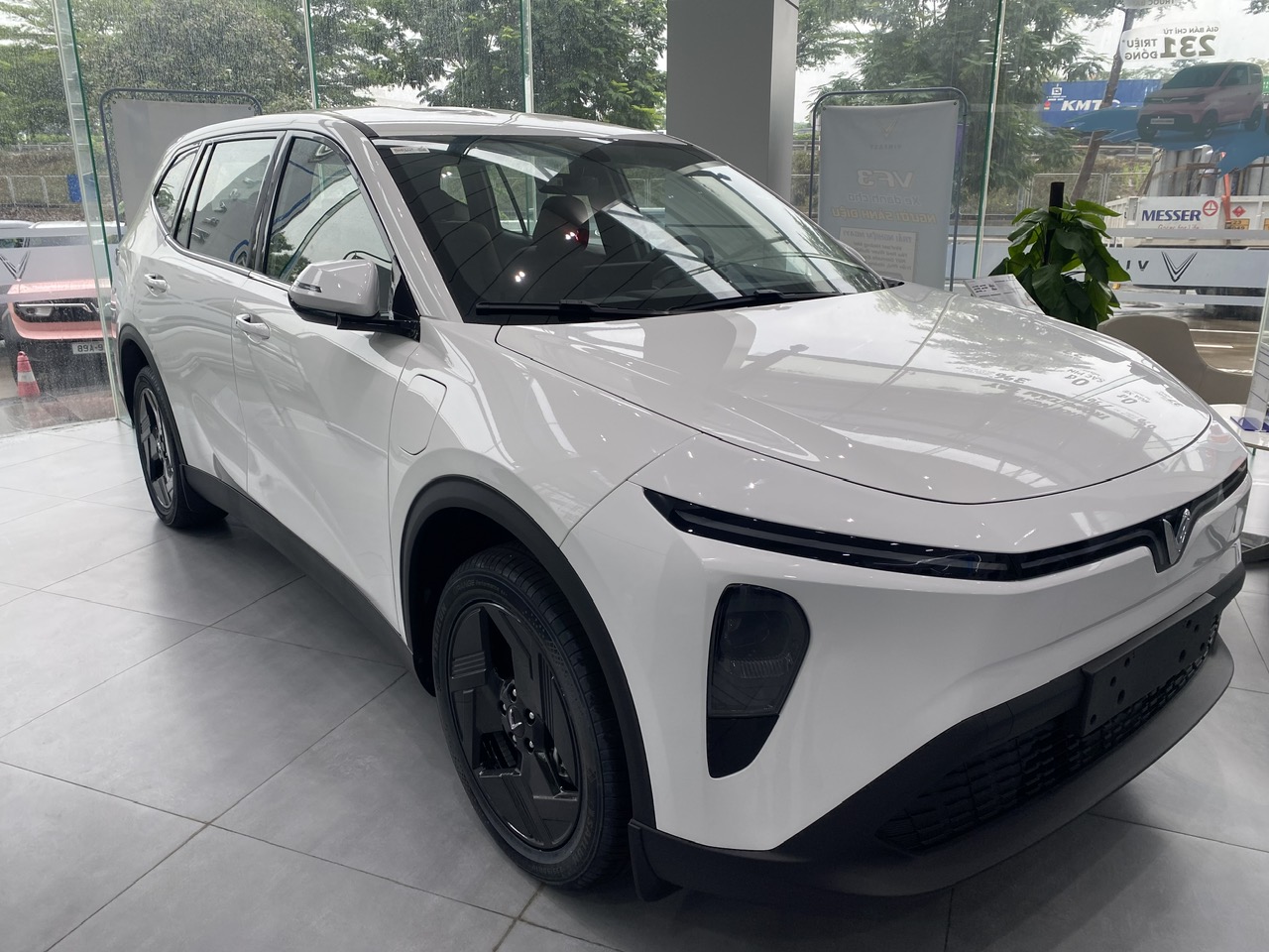 VinFast MPV 7 giá bao nhiêu