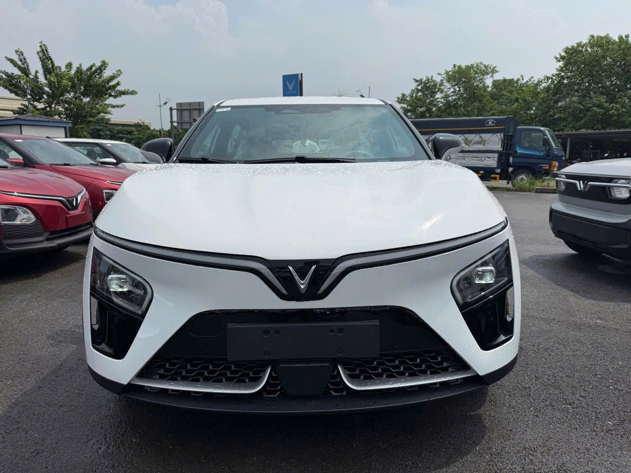 VinFast VF 7 Plus màu trắng nội thất
