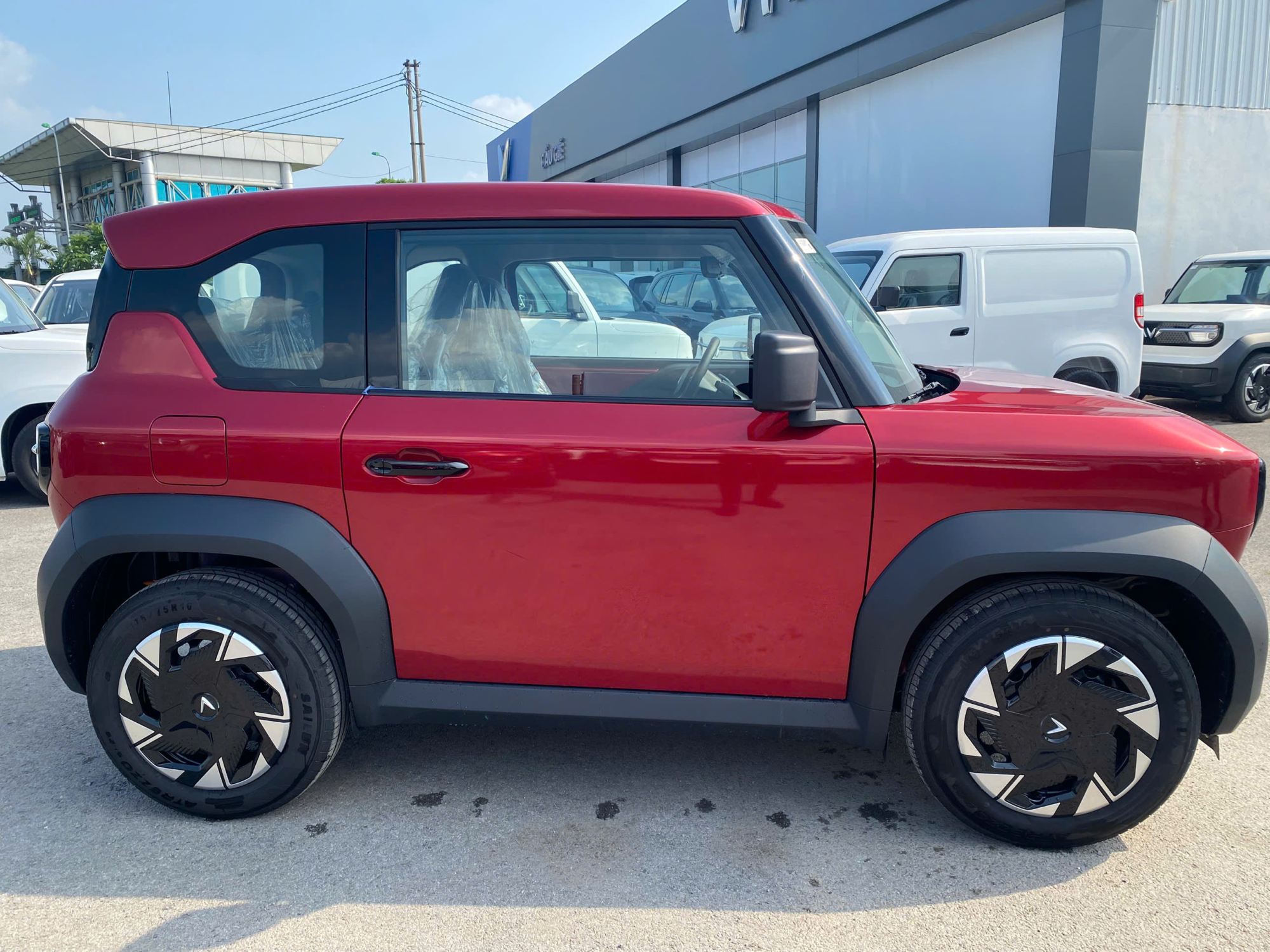 Ngoại thất VF3 Plus