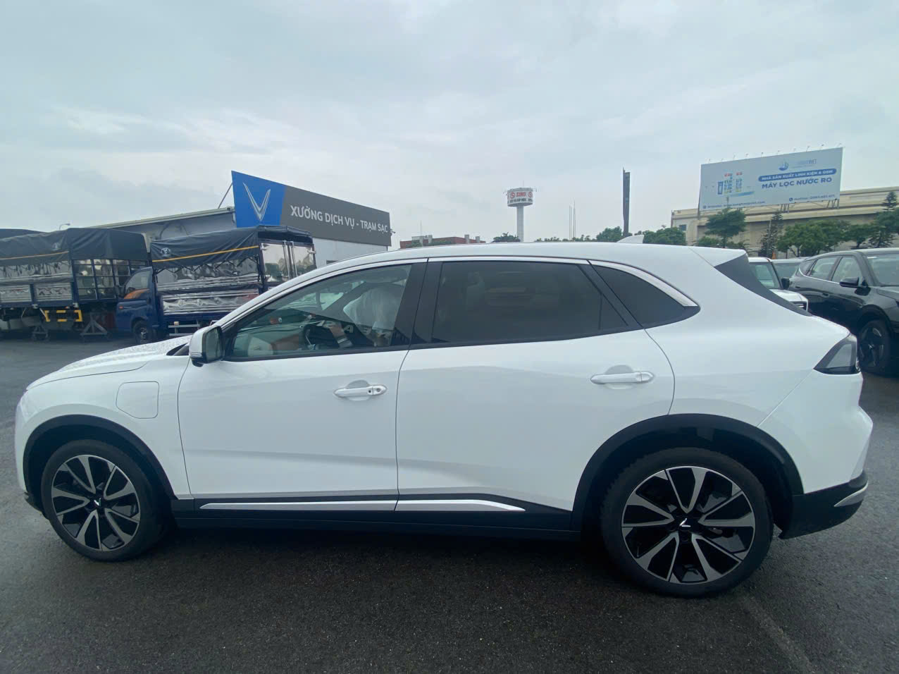 Ngoại Thất VF8 Plus