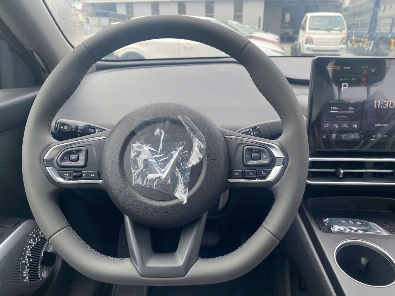 VinFast MPV 7 nội thất nâu