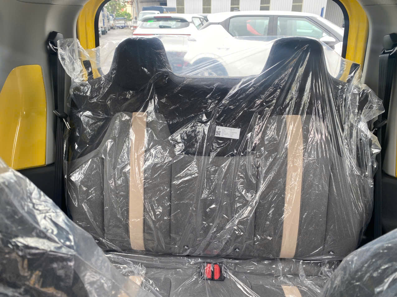 Hàng ghế sau VF3 Plus