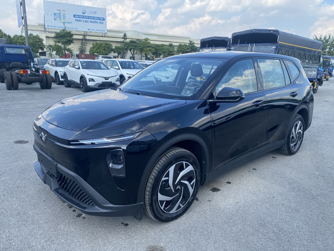 Limo Green màu đen