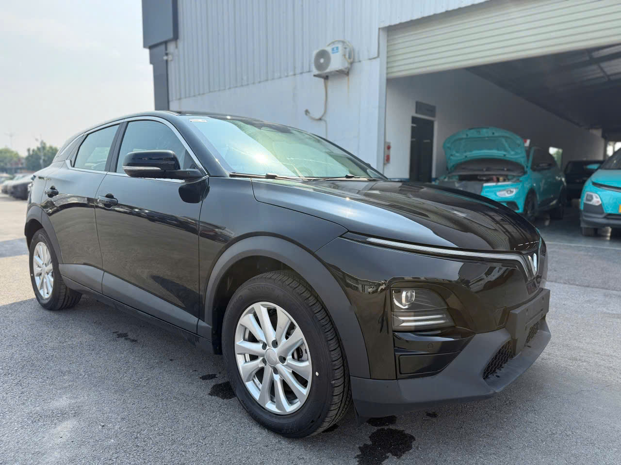 VF6 Eco màu đen sử dụng thực tế