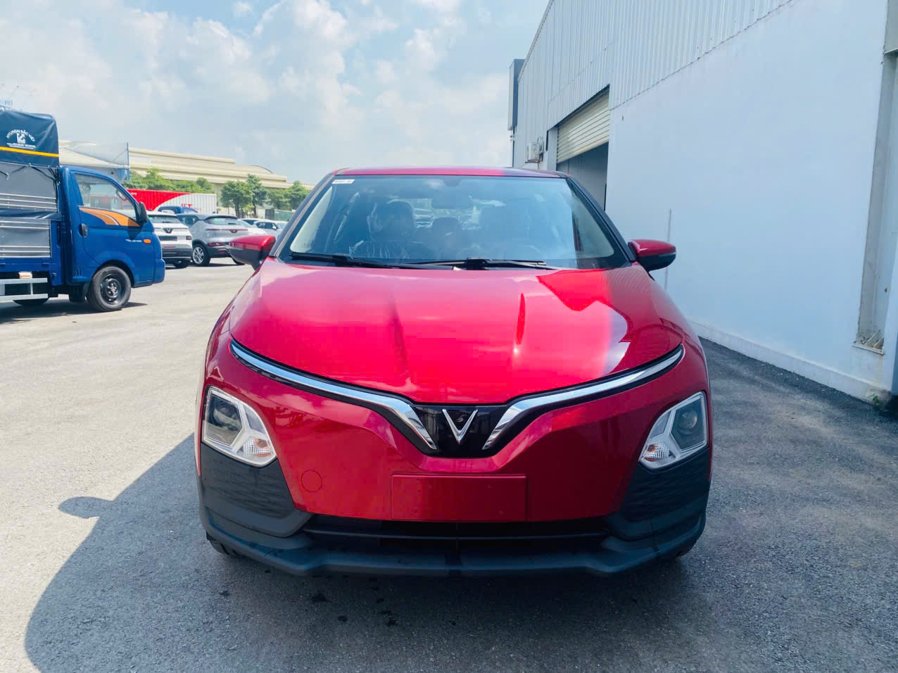 VF5 Plus lăn bánh tỉnh
